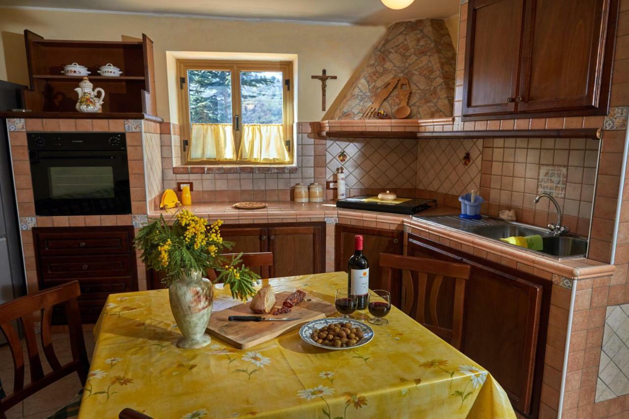 Home Sweet Home Santa Caterina Dello Ionio Exterior foto