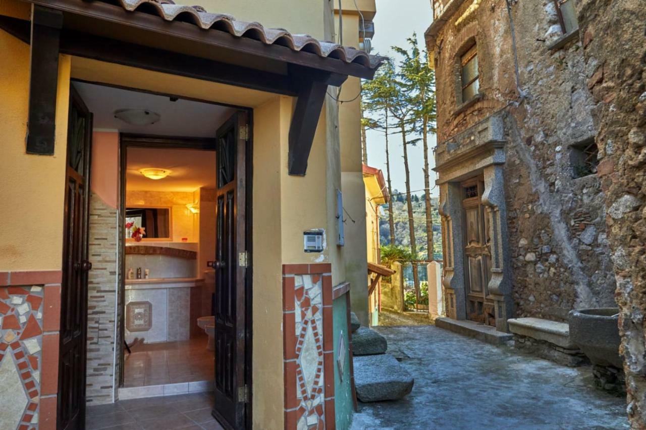Home Sweet Home Santa Caterina Dello Ionio Exterior foto